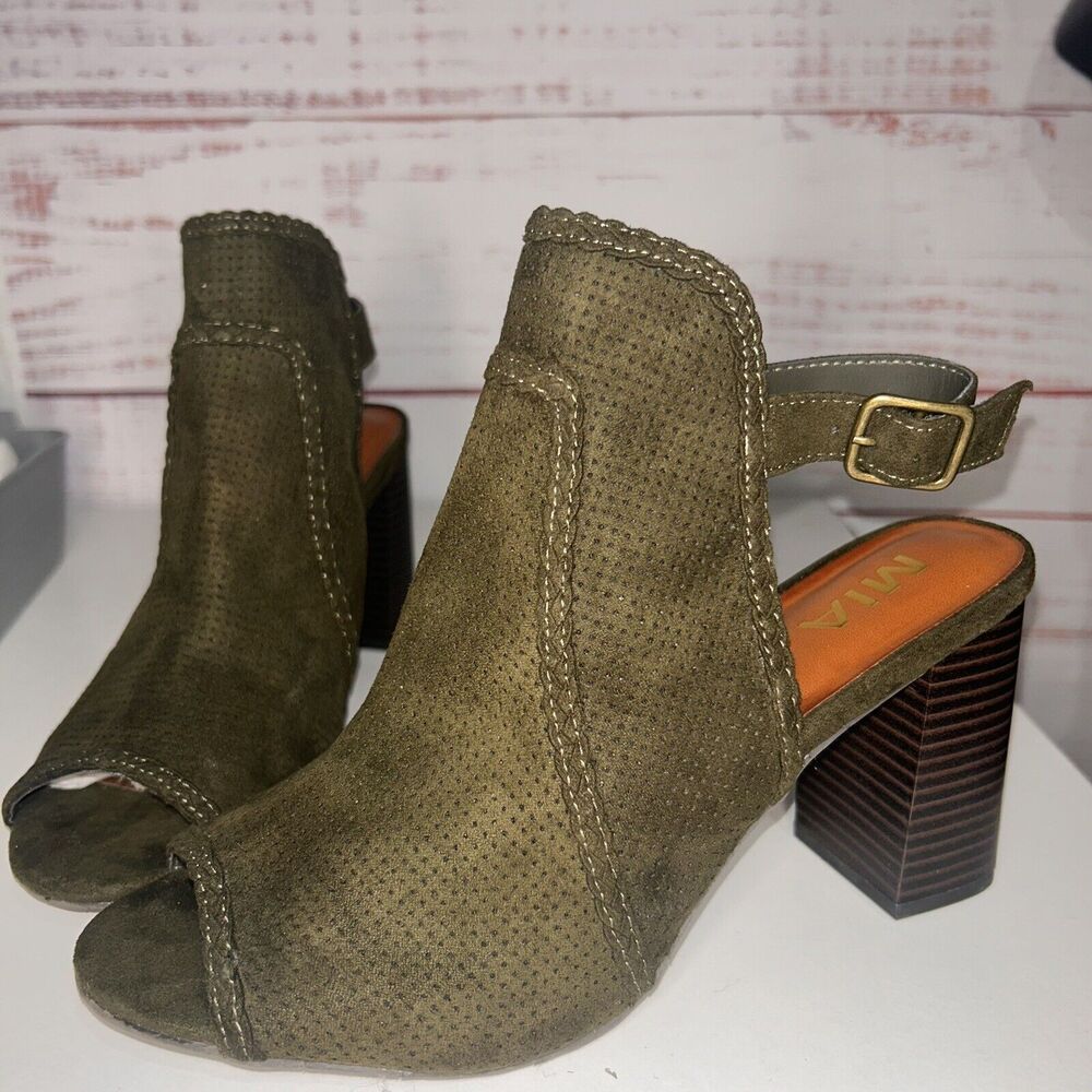 MIA Women’s Booties Size 8.5